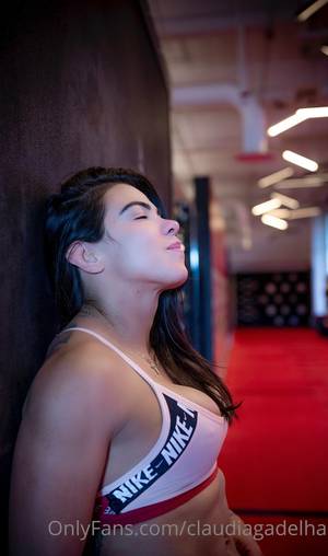 claudia-gadelha_thefappeningblog.com_0001.jpg