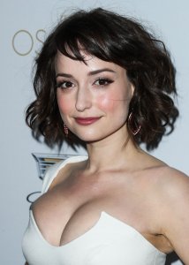 Milana Vayntrub's Clevage 1 thefappening.so.jpg