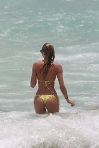 Candice Swanepoel Sexy 3 thefappening.so.jpg