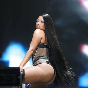 megan-thee-stallion_thefappeningblog.com_0002.jpg