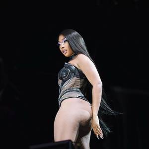 megan-thee-stallion_thefappeningblog.com_0014.jpg