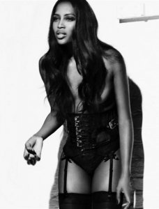 Naomi Campbell Naked 07.jpg