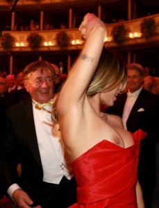 Elisabetta Canalis Tits 01.jpg