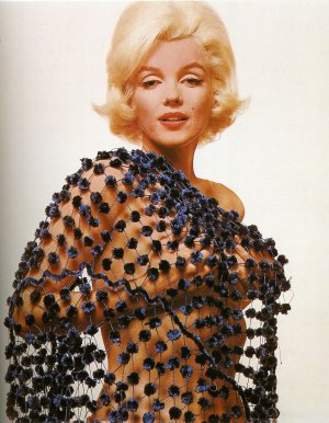 Marilyn_Monroe_196206_Vogue_24.jpg