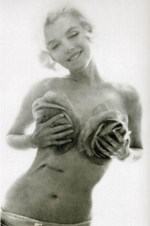 Marilyn_Monroe_196206_Vogue_61.jpg