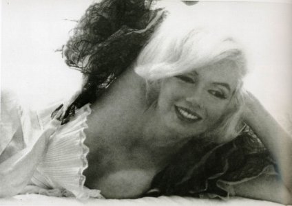 Marilyn_Monroe_196206_Vogue_77.jpg