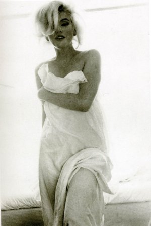 Marilyn_Monroe_196206_Vogue_87.jpg