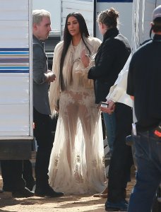 Kim Kardashian See Through 16 thefappening.so.jpg