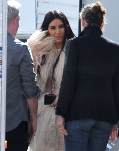 Kim Kardashian See Through 39 thefappening.so.jpg