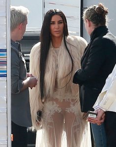 Kim Kardashian See Through 18 thefappening.so.jpg