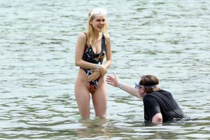 Nicola Peltz Sexy 13 thefappening.so.jpg