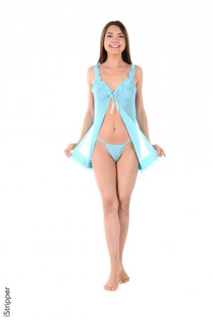 0014-01 thefappeningblog.com.jpg