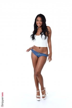 0012-01 thefappeningblog.com.jpg