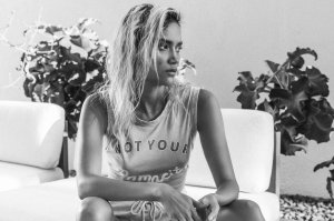 Charlotte Carey Sexy & Topless 36 thefappening.so.jpg