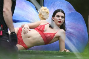 Kendall Jenner Sexy 9 thefappening.so.JPG