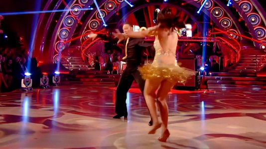 Susanna Reid (6)_scale_2x_alqs-2.00_00_33_08.Still019.jpg