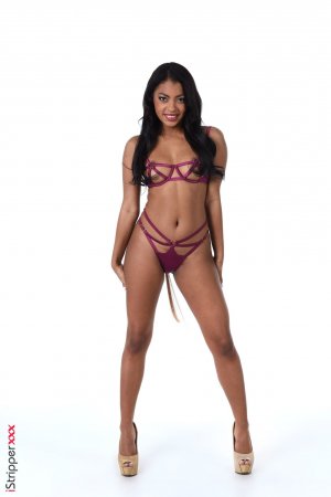 0014-01 thefappeningblog.com.jpg