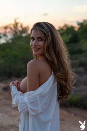 0001-11 thefappeningblog.com.jpg