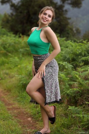 0006-01 thefappeningblog.com.jpg