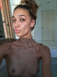 April Love Geary Leaked 9 thefappening.so.JPG