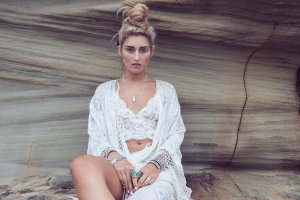 Sophie Jean Taylor Sexy & Topless 28 thefappening.so.jpg