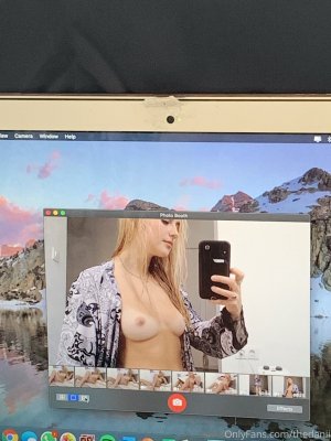 DaniFae OnlyFans 20200602-44307144-fresh_out_the_shower.jpg