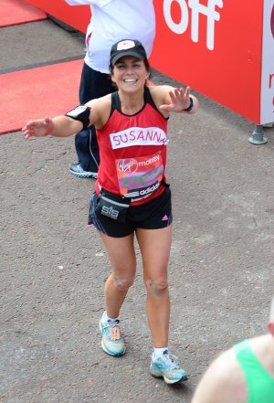susanna-reid-running-in-the-london-marathon-22nd-april-2012-86151_600.jpg