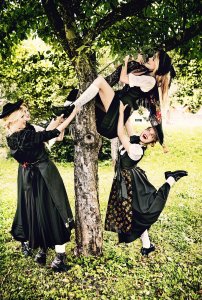 Dioni Tabbers Topless Sexy 18 thefappening.so.jpg