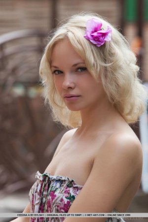 feeona-a-glycera-01 thefappeningblog.com.jpg