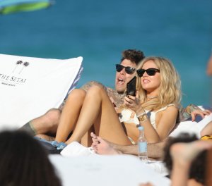 Chiara Ferragni Sexy 31 thefappening.so.jpg