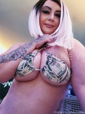 MissHenley OnlyFans 2021-07-12-2736x3648_d9d81dfb5f52b64fd79f1eebc8cec2e2.jpg