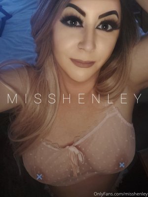 MissHenley OnlyFans 2020-06-27-2208x2944_3dc22d387015a6d8793391a6bf2db6e4.jpg
