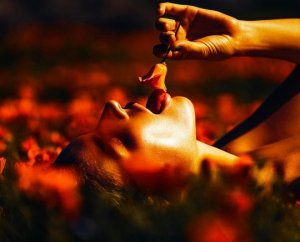 Chloe Holmes Nude & sexy 2 thefappening.so.jpg