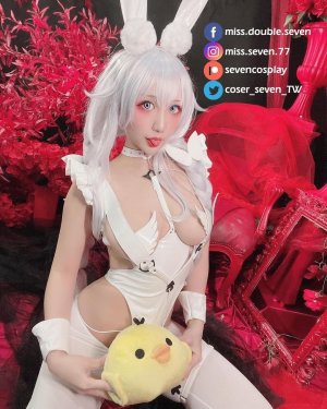 miss.seven.77 2022-01-10 04.17 CYiSzmUBP51_2_4 271556781_291935209645073_4899440188702649390_n.jpg