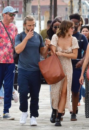 740full-emma-watson (1).jpg