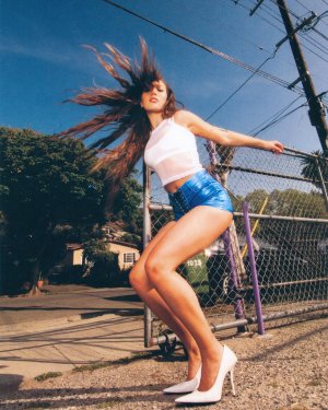 maddie Ziegler (5).jpg