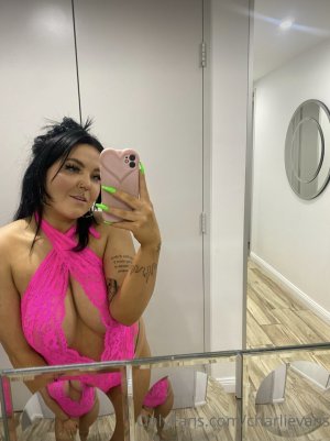 Screenshot_20220904-021208_Samsung Internet.jpg