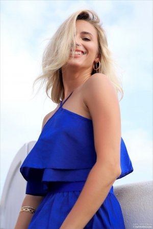 0012-15 thefappeningblog.com.jpg