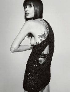 Catherine McNeil Naked 01.jpg