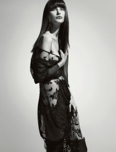 Catherine McNeil Naked 03.jpg