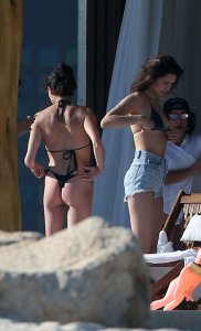 Bella Hadid Sexy 31 thefappening.so.jpg