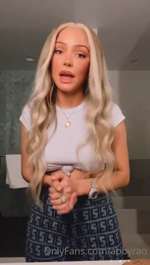 Onlyfans - AbbyRao 7_source.mp4_000011761.jpg