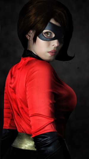 elastigirl (7) (Medium).jpeg