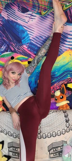 pkmnmasterholly_thefappeningblog.com_0030.jpg