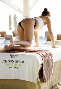 Chloe & Lauryn Goodman Sexy 32 thefappening.so.jpg