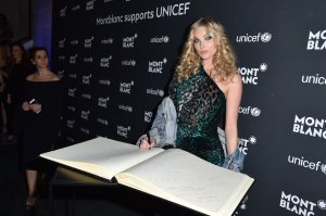 Elsa Hosk See Through 14 thefappening.so.jpg