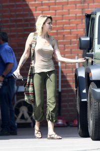 Paris Jackson Braless 22 thefappening.so.jpg