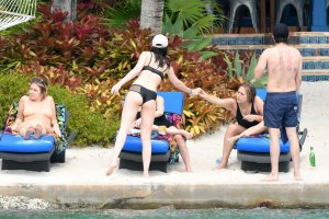 Dakota Johnson Sexy 90.JPG