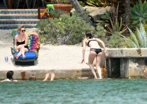 Dakota Johnson Sexy 94.JPG