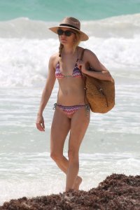 Sienna Miller Sexy 41 thefappening.so.jpg